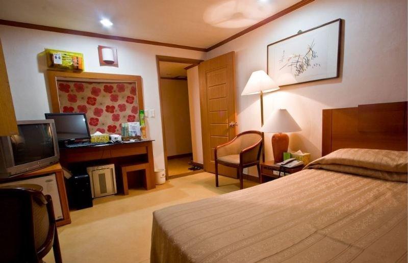 Kaya Tourist Hotel Seoul Exterior photo